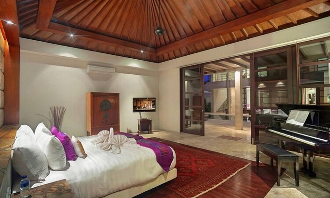 Bukit Villa | Book 2 Luxury Jimbaran Pool Villas