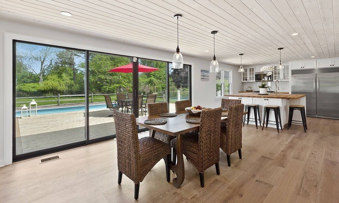 Southampton House | BOOK SUMMER 2021 BEFORE IT'S TOO LATE! INQUIRE...
