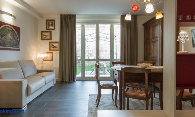 Santa Maria Novella Apartment | Borgo Guelfo VII