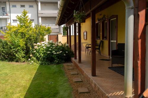 Morahalom Apartment | Borostyán Apartmanház