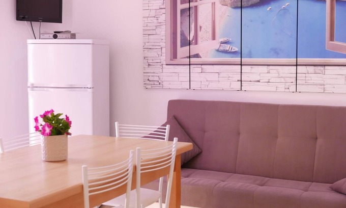 Bibione Apartment | Boschetto two-room flat with air conditioning a few steps away from the beach