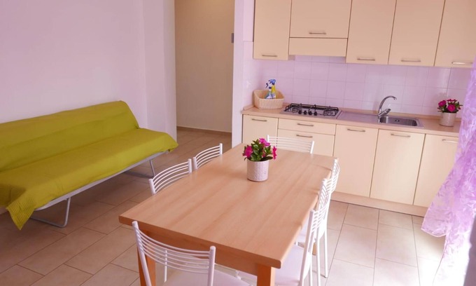 Bibione Apartment | Boschetto two-room flat with air conditioning a few steps away from the beach