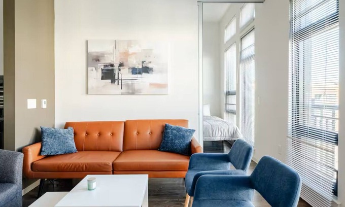 Assembly Square Condo | 🎒 Boston Bound? Your Chic Base Camp is Here! 🗺️
