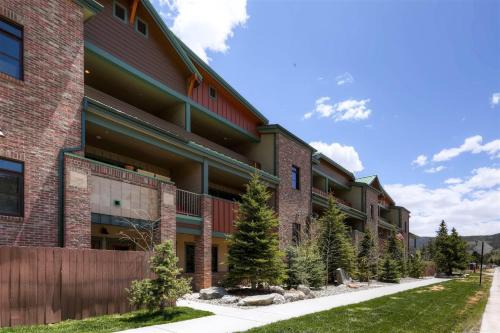 Frisco Apartment | Boulevard Bend P2