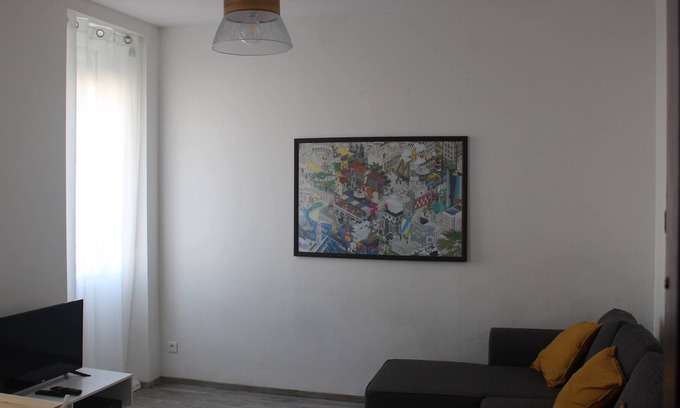 La Belle de Mai Apartment | Boulevard de la Thesis, Apartment ORANGE