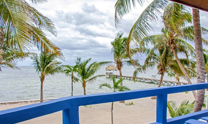 San Pedro Resort | Boutique Resort in Belize 1 Bedroom Oceanfront