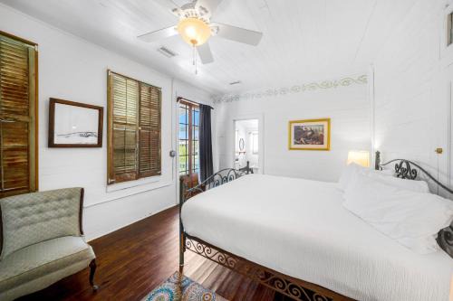 Historic Downtown Apalachicola Hotel | Bowery Inn by Visit Apalach