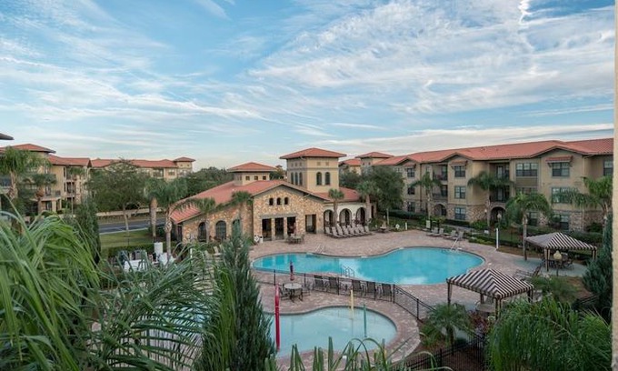 Davenport Apartment | BP621CP Bella Piazza - Three Bedroom Condo