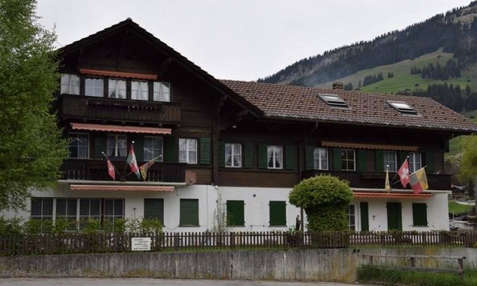 Lenk Apartment | Brüggmatte 1. St. Ost