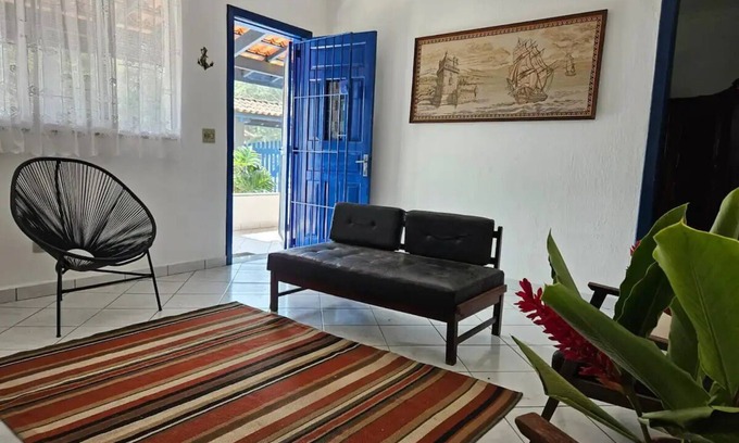 Boraceia House | Large and cozy house 100m from Boracéia Beach, barbecue and pets allowed.