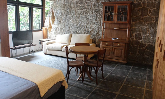 Santo Antonio de Lisboa Apartment | House in Cacupé, Florianópolis - Stunning view, comfort, close to the beaches