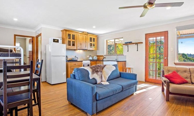 Central Tilba Cottage | Braeside Cabin Two - Alphitonia