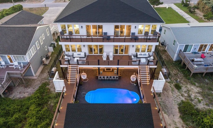 Emerald Isle House | Brand New 2024 Oceanfront 10BR Duplex! Pool, Tiki Bar, Stunning Luxury Awaits!