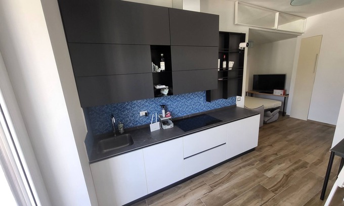Zona Farini Apartment | Brand New apartment close to Isola and Porta Garibaldi