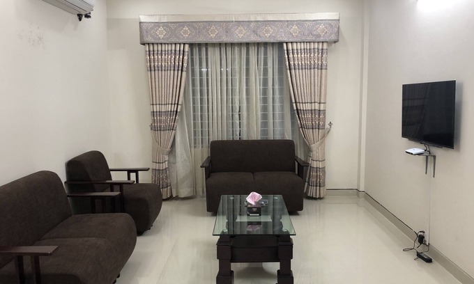 Dhaka Apartment | Brand new fully airconditioned 3 full suites in Basundhara
