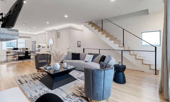 Farmers Branch House | Brand New Modern Smart Home W/ Rooftop