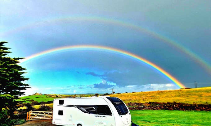 Cylch-Y-Garn Ski Chalet | Brand new touring caravan sited all setup ready