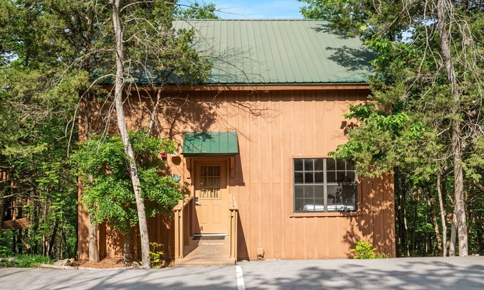 Branson Cabin | Branson Cabin Near Shows & Dining