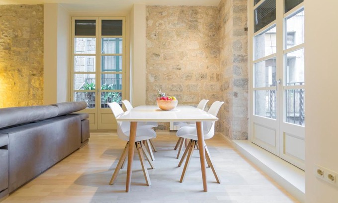 Old Town Apartment | Bravissimo Cort Reial-1B