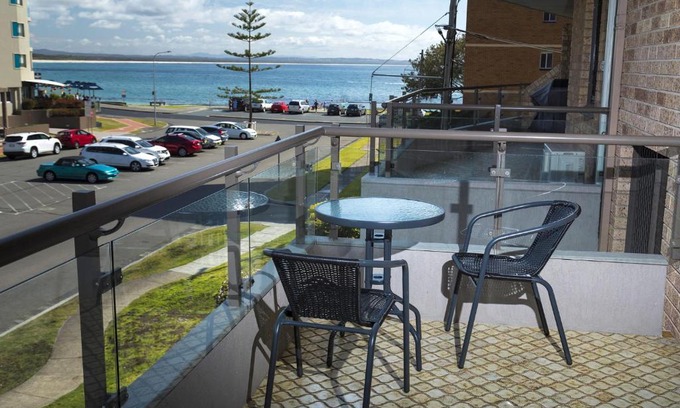 Forster Apartment | Breakers 3 - linen not included