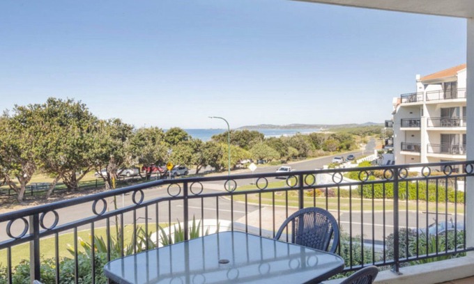 Yamba Apartment | Breakers Block 2 Unit 6