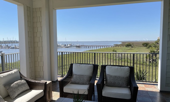 Saint Simons Island Condo | Breath taking water views with huge lani