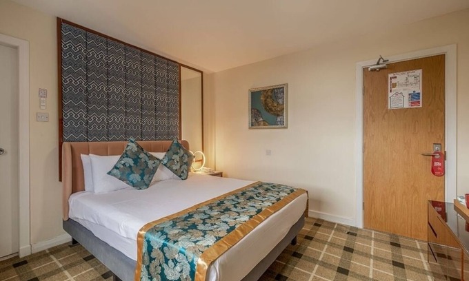 Fort William Hotel | Breathe the Highlands l Sun Terrace Access, Near Historic Fort William Sites
