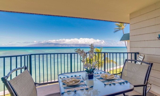 Kahana Condo | Breathtaking ocea views-Kahana Reef 406!Quam Properties