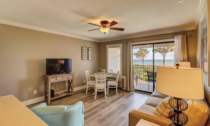 Hilton Head Island Condo | Breathtaking Ocean Views with Year-Round Heated Pool!