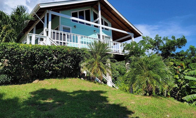 French Harbour House | Breathtaking View of French Hbr "Turquoise Dreams"