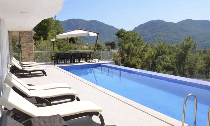 Ortaca Villa | Breathtaking views from the infinity pool of the famous Iztuzu beach view.