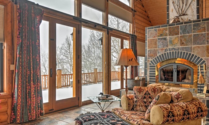 Brian Head Cabin | Brian Head Cabin Minutes from Slopes w/Game Room!