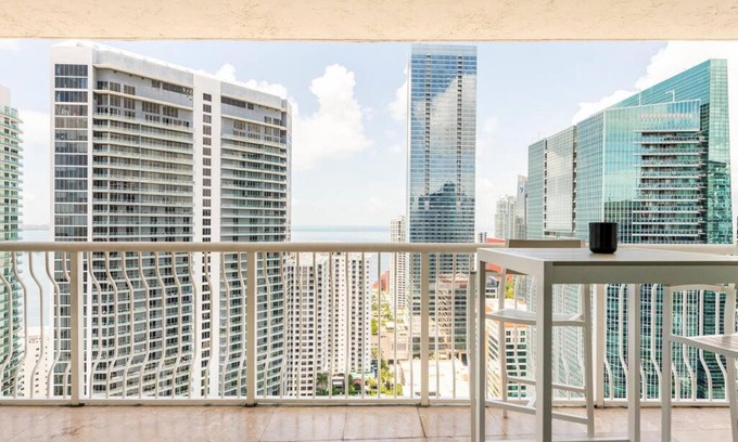 Brickell Apartment | Brickell Center w/City & Bay View + FREE Parking!
