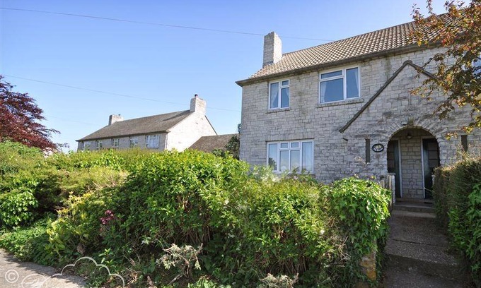 Puncknowle Cottage | Bride Valley View