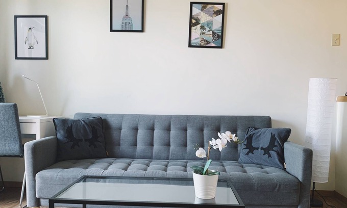 Fort Gary Condo | Bright 2 bedrooms+close to UofM~parking*good view!