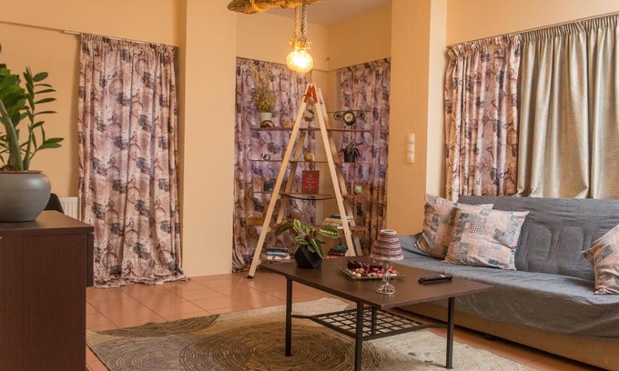 Kaisariani Apartment | Bright and Comfortable apartments Athens