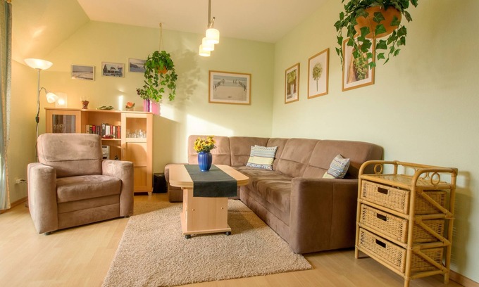 Zingst Apartment | Bright and friendly furnished apartment in a central and quiet location!
