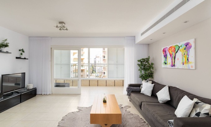 Netanya Apartment | Bright and Fresh Family Home near Beach by FeelHome