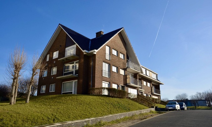 Oostduinkerke-Bad Apartment | Bright apartment facing the dunes