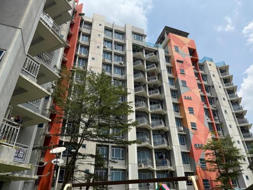Chemor Apartment | Bright Apartment in Klebang