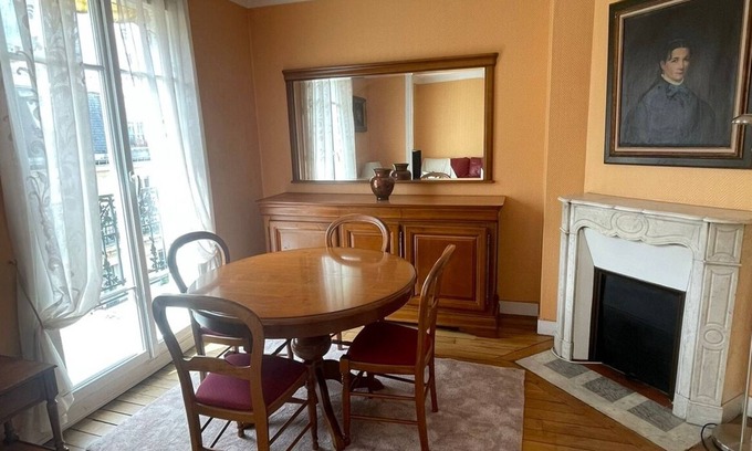 Parc-de-Montsouris Apartment | Bright Apartment with Balcony - Paris 14th, Alésia