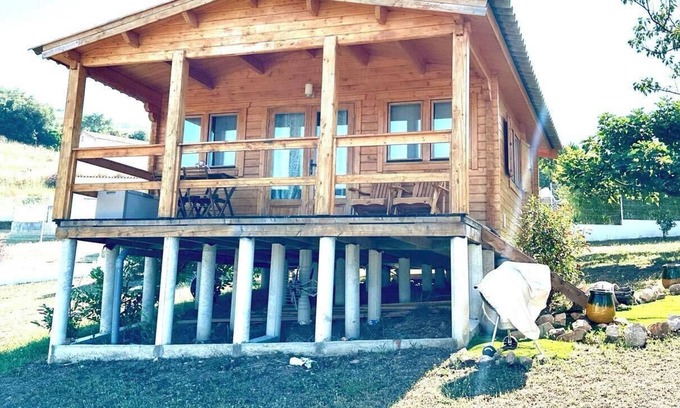 Appietto Ski Chalet | Bright chalet with garden and gulf view