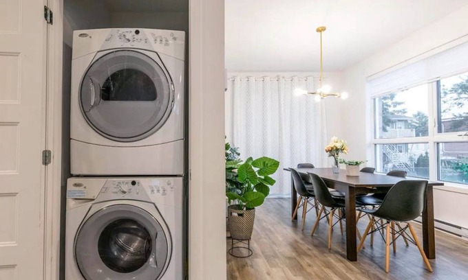 Longueuil Condo | Bright & Charming 3BDR, Longueuil, Free Parking