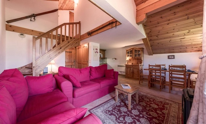 Les Allues Apartment | Bright duplex in Méribel les Allues - 2 bedrooms for 7 people