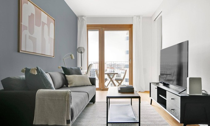 Favoriten Apartment | Bright Favoriten 1BR w/Gym & Roof, near Belvedere Palace, by Blueground
