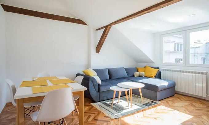 Old Town Apartment | Bright Historic Gem with Mountain Views - Steps from Major Attractions
