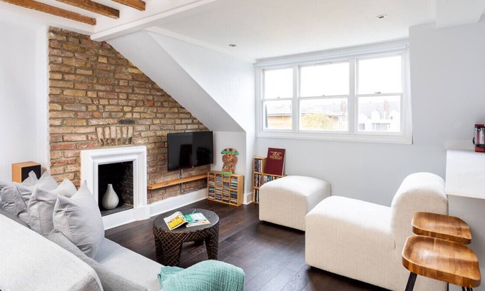 Little Venice Apartment | Bright Maida Vale Apartment
