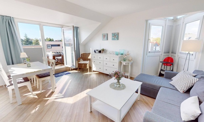 Groemitz Apartment | Bright, modern 2-room vacation apartment for 4 people with balcony by the Baltic Sea