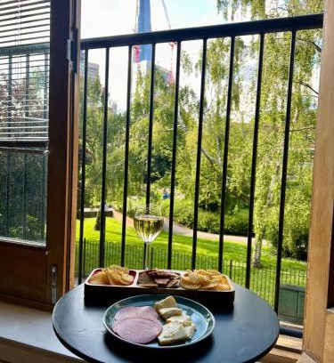 Bermondsey Apartment | Bright Modern Flat -London Bridge Tower Bridge