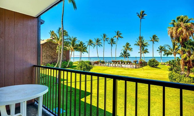 Kaunakakai Condo | Bright Ocean View w/Lanai, Cable-TV, and WiFi–#220